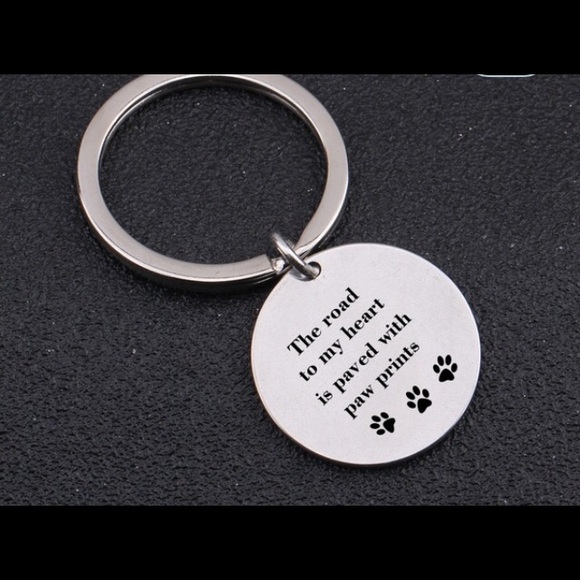 Dog 🐕 Cat 🐱 Keychain - Picture 3 of 7